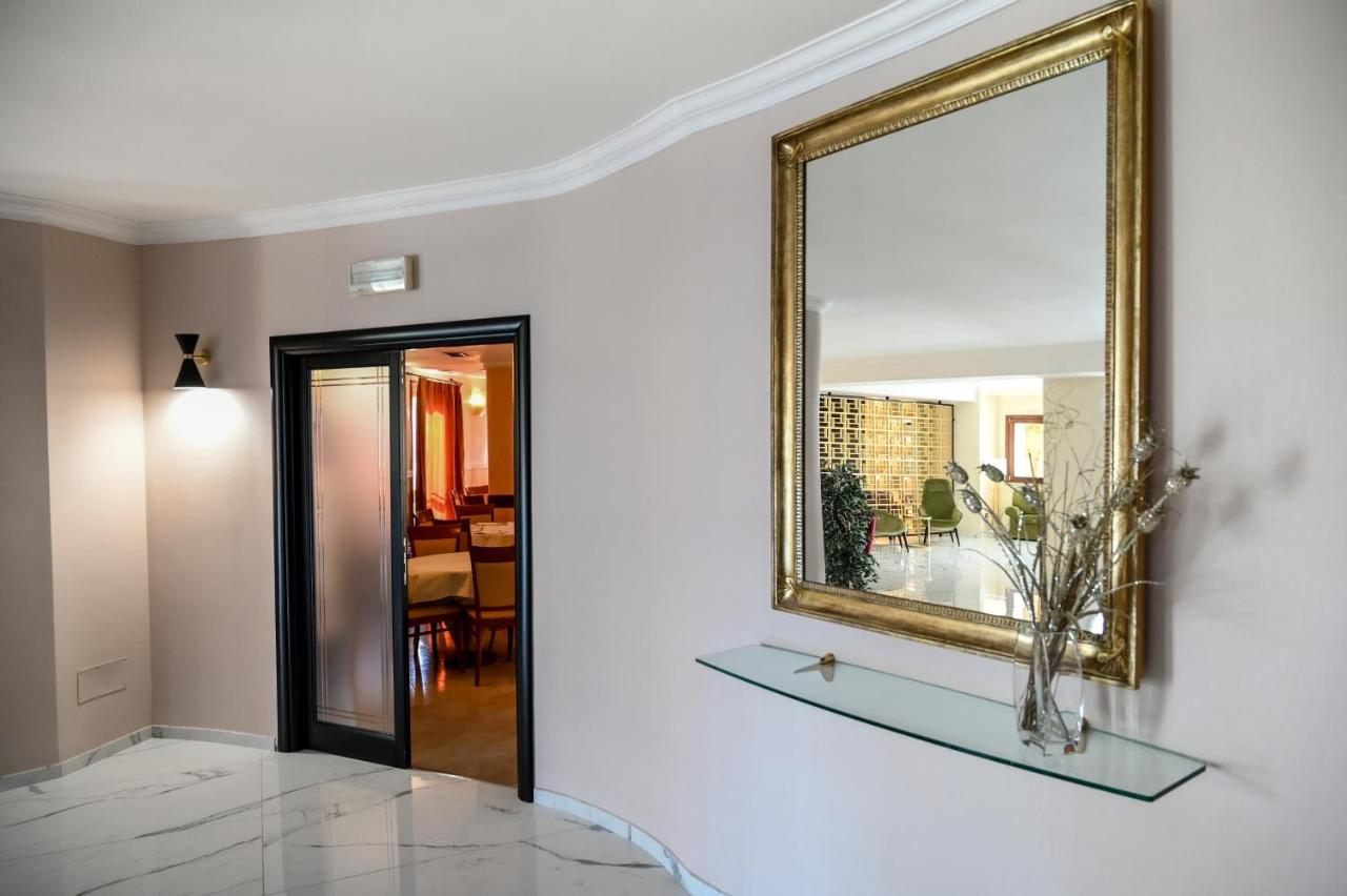 Roma Domus Hotel Ponzano Romano ภายนอก รูปภาพ