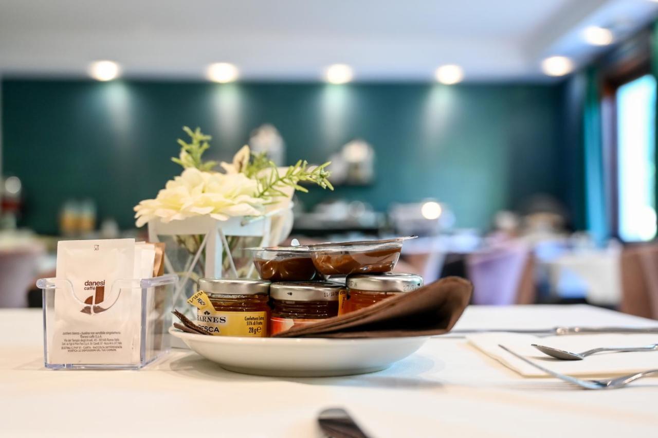 Roma Domus Hotel Ponzano Romano ภายนอก รูปภาพ