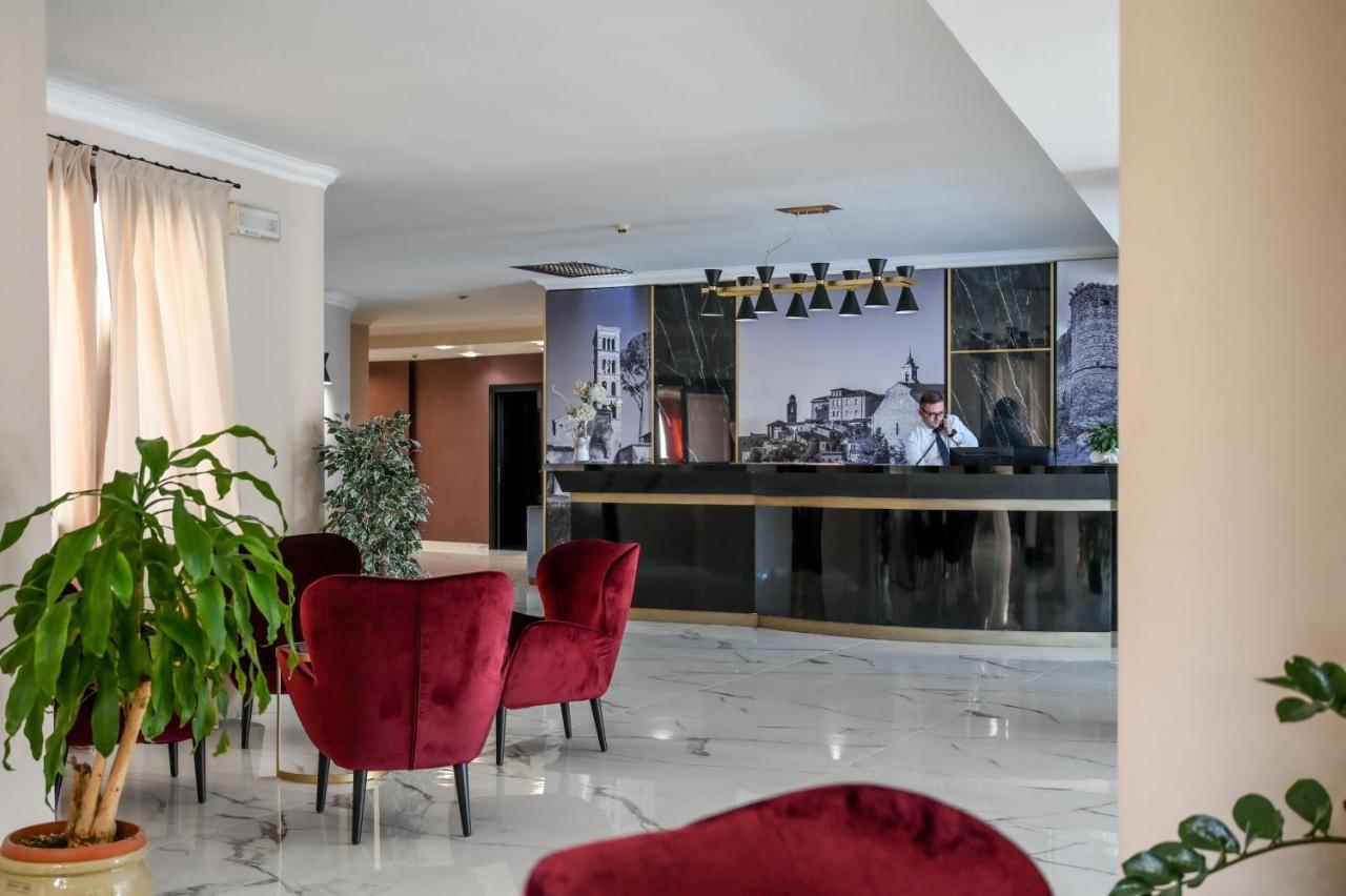 Roma Domus Hotel Ponzano Romano ภายนอก รูปภาพ